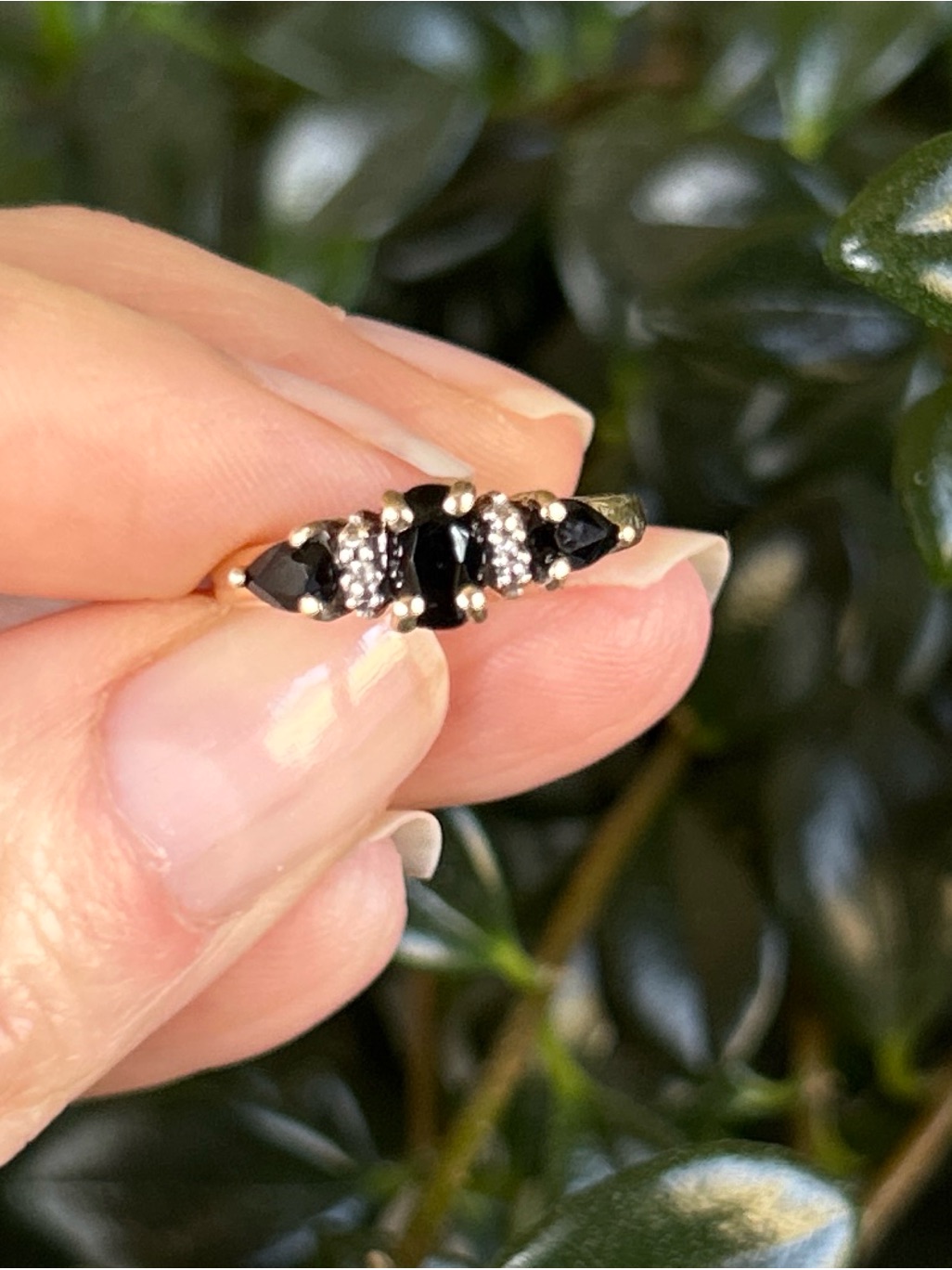 10k Solid Gold Vintage Black Onyx And Diamond Ring